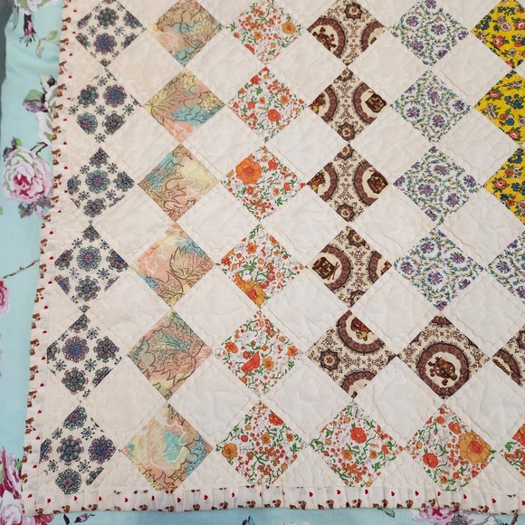 Vintage Handmade Patchwork Quilt Throw Blanket Teddy Bear Print Cottagecore - Picture 7 of 10